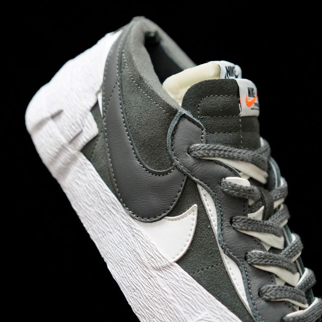 BL - Sacai x Blazer Low Black & White