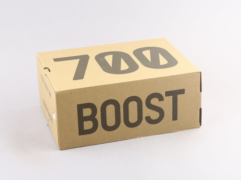 BL - Yzy 700 Mauve Sneaker