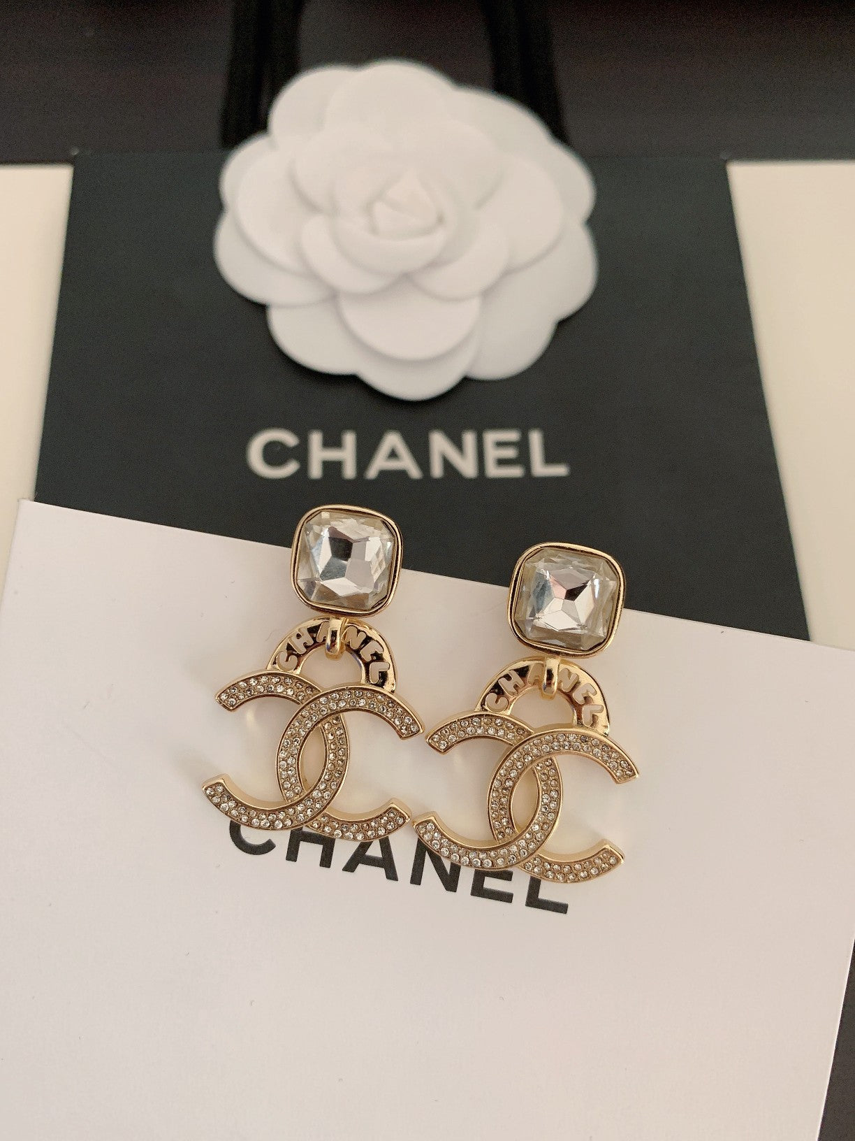 BL - High Quality Earring CHL 032