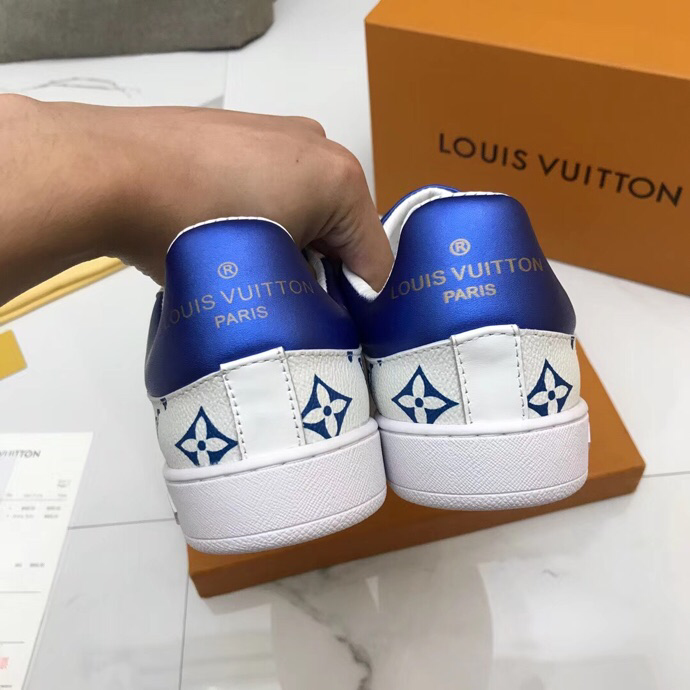 BL - High Quality Luv Sneaker 050