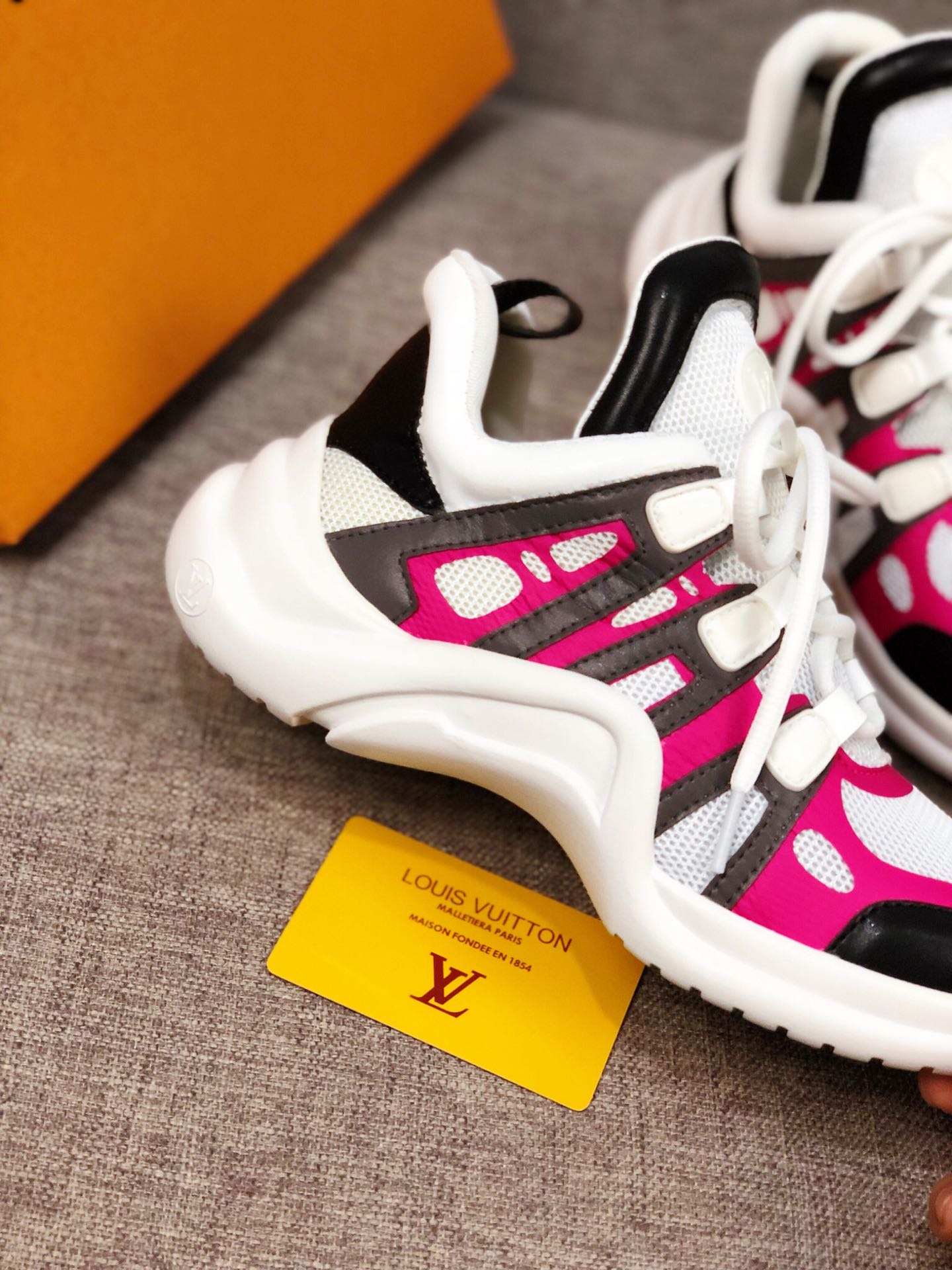 BL - LUV Archlight Pink White Black Sneaker