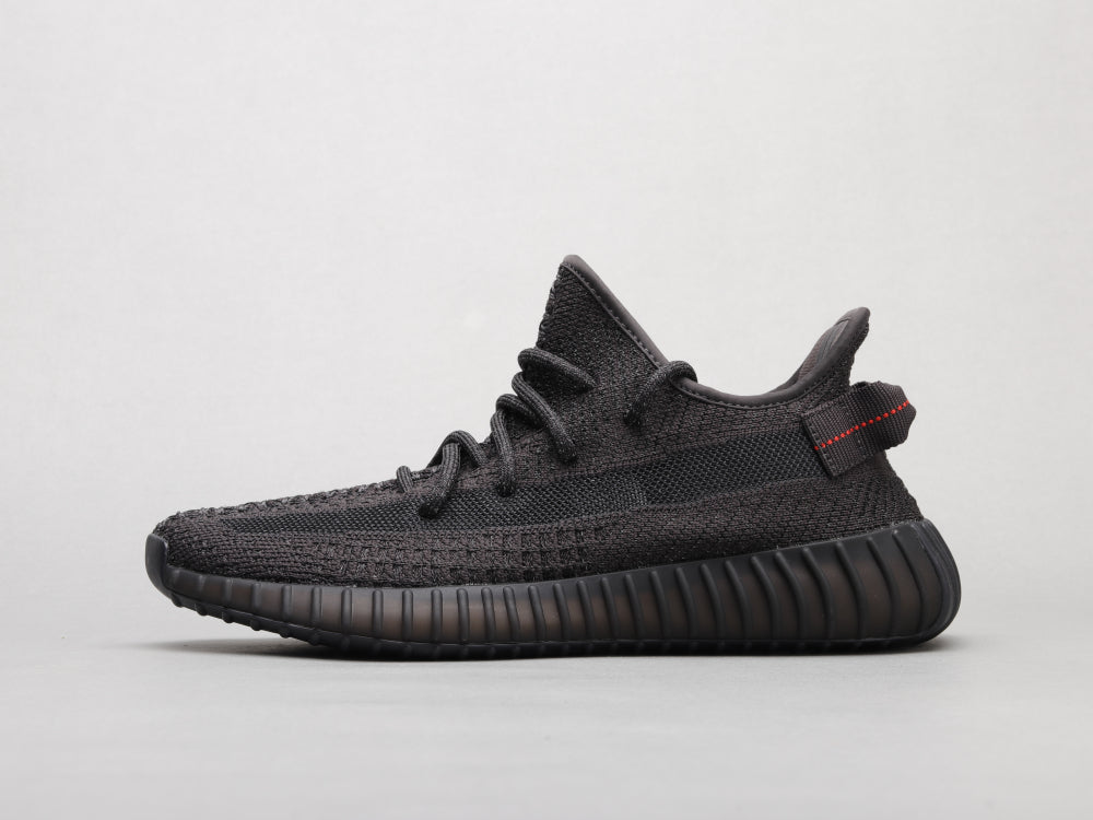 BL - Yzy 350 Black Starry Sneaker