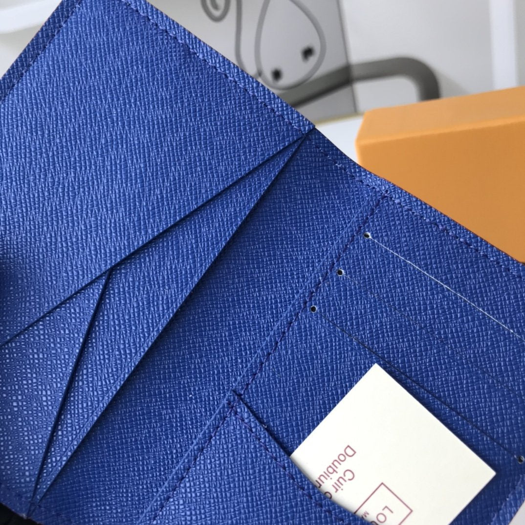 BL - High Quality Wallet LUV 035