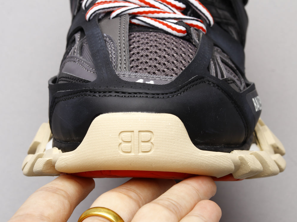 BL - Bla Track Black Red Sneaker