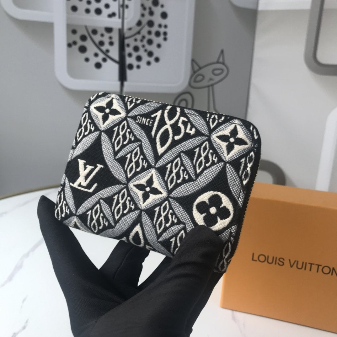 BL - High Quality Wallet LUV 023