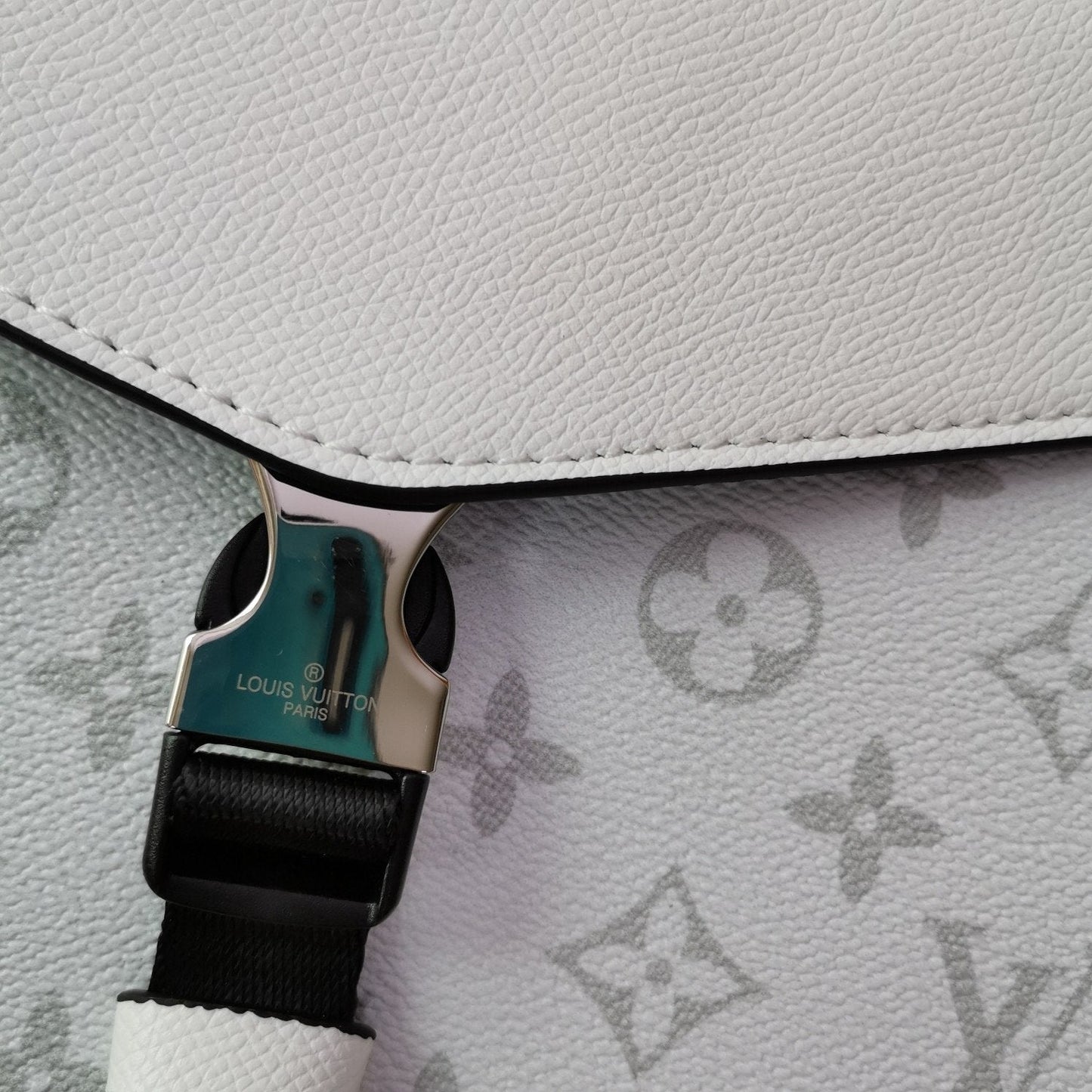 BL - High Quality Bags LUV 267