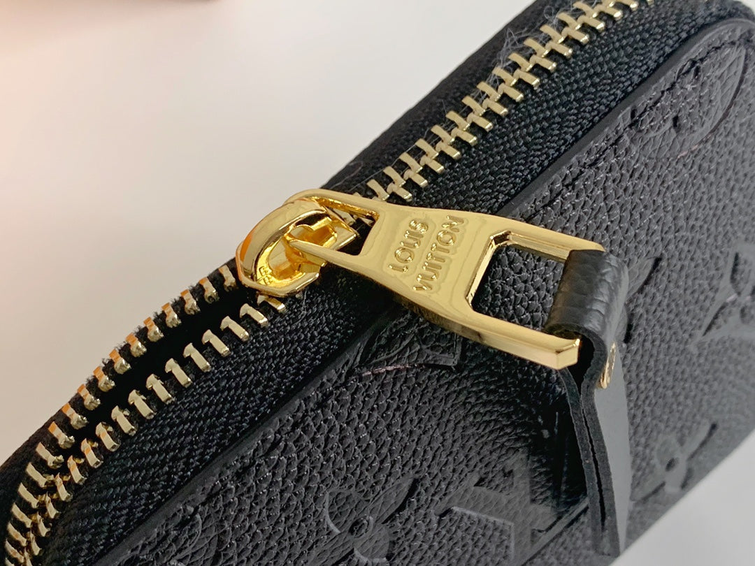 BL - High Quality Wallet LUV 124