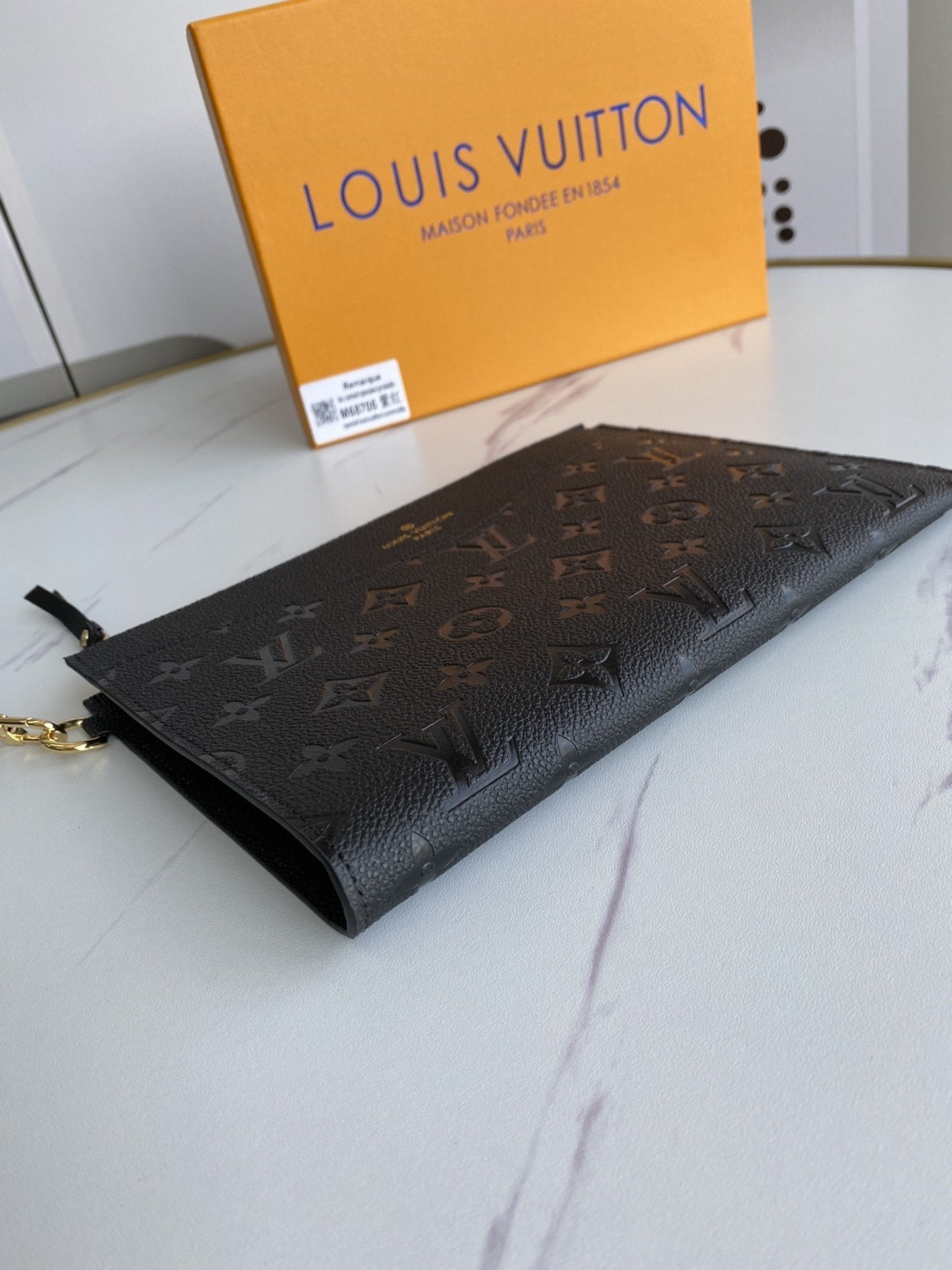 BL - High Quality Wallet LUV 064