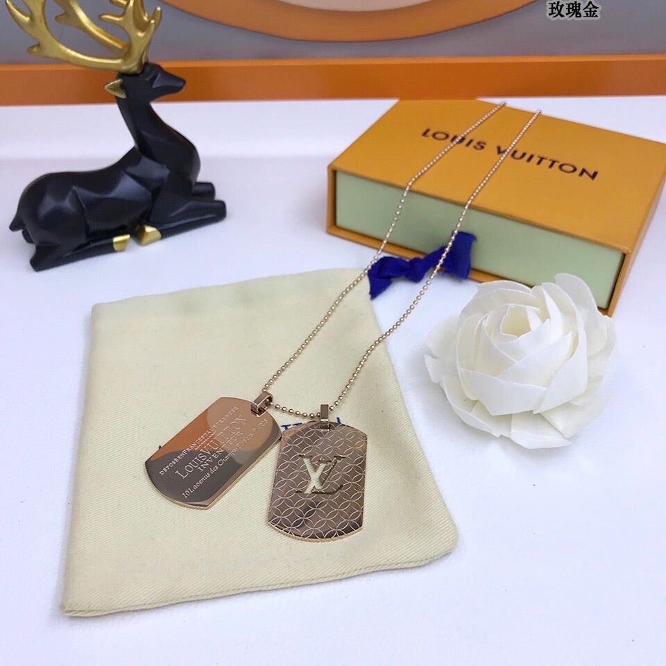 BL - High Quality Necklace LUV022