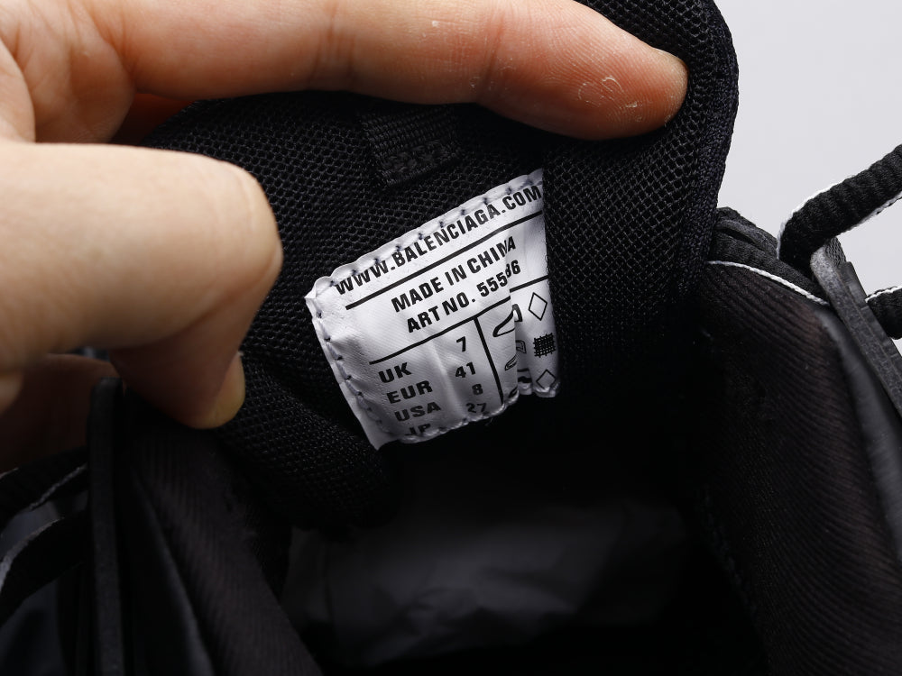 BL - Bla Track LED Black Sneaker
