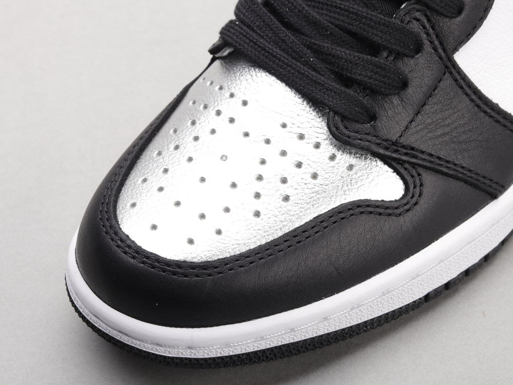 BL - AJ1 Metallic Silver