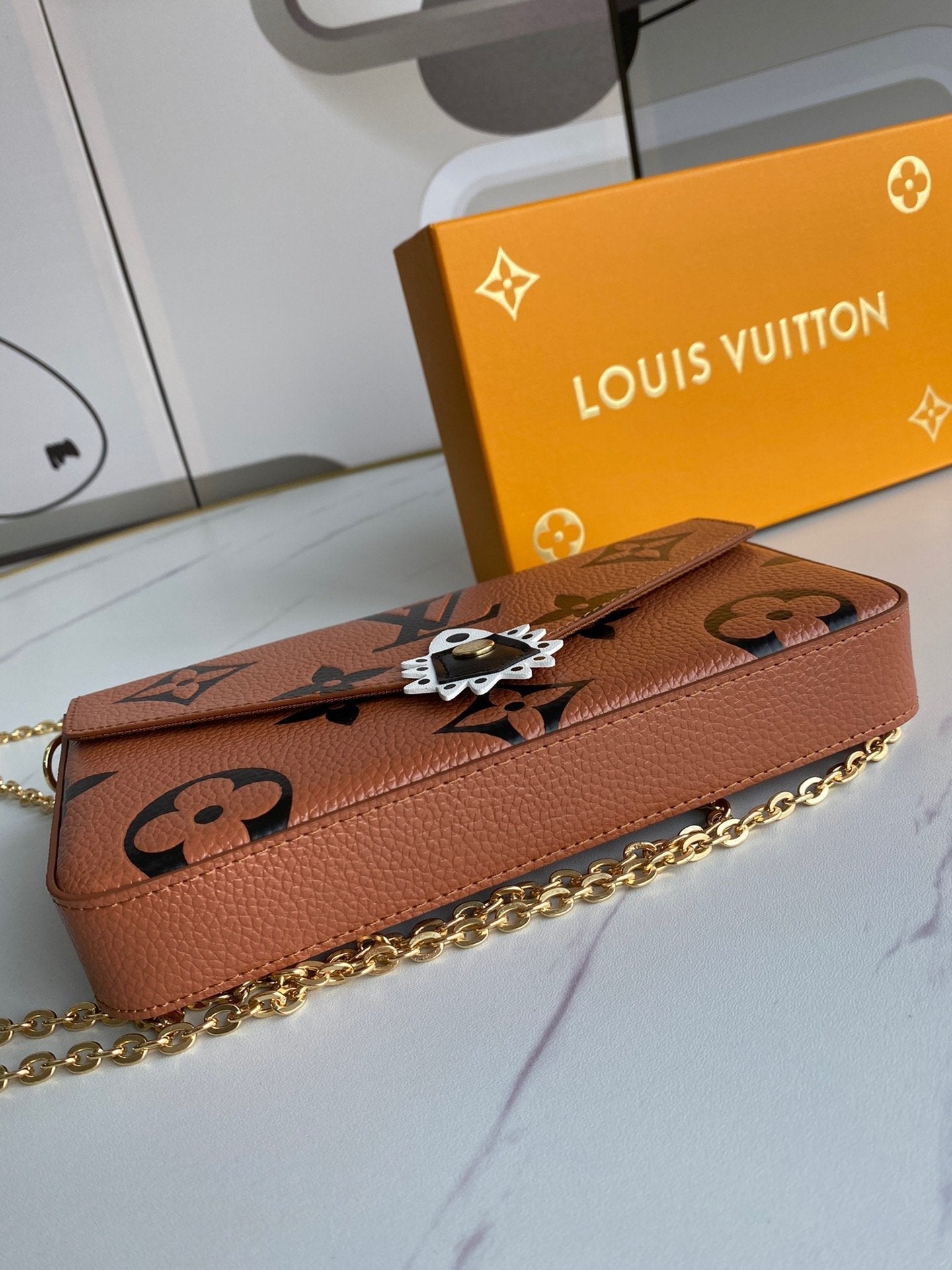 BL - High Quality Bags LUV 033