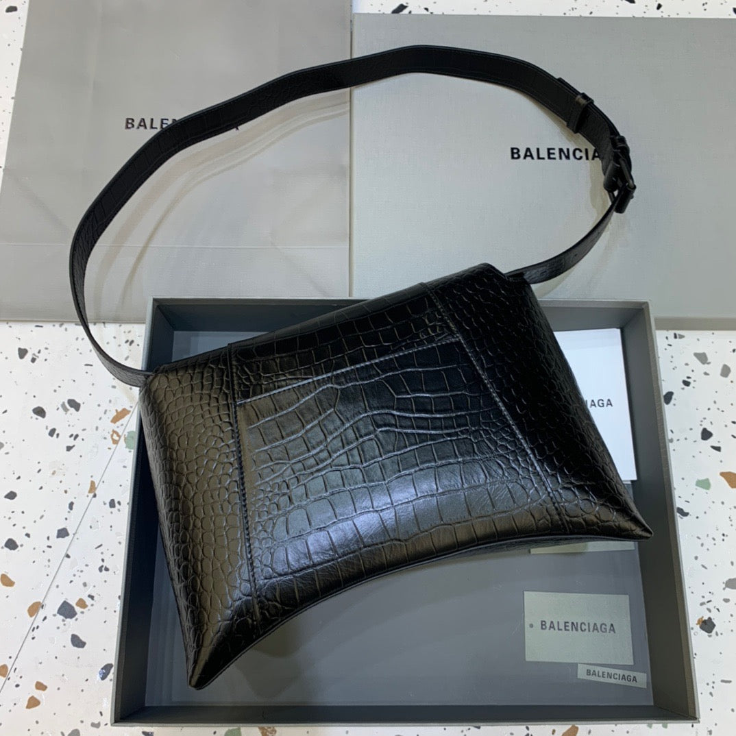 Balen Downtown Medium Shoulder Bag In Black, For Women, Bags 12.6in/32cm