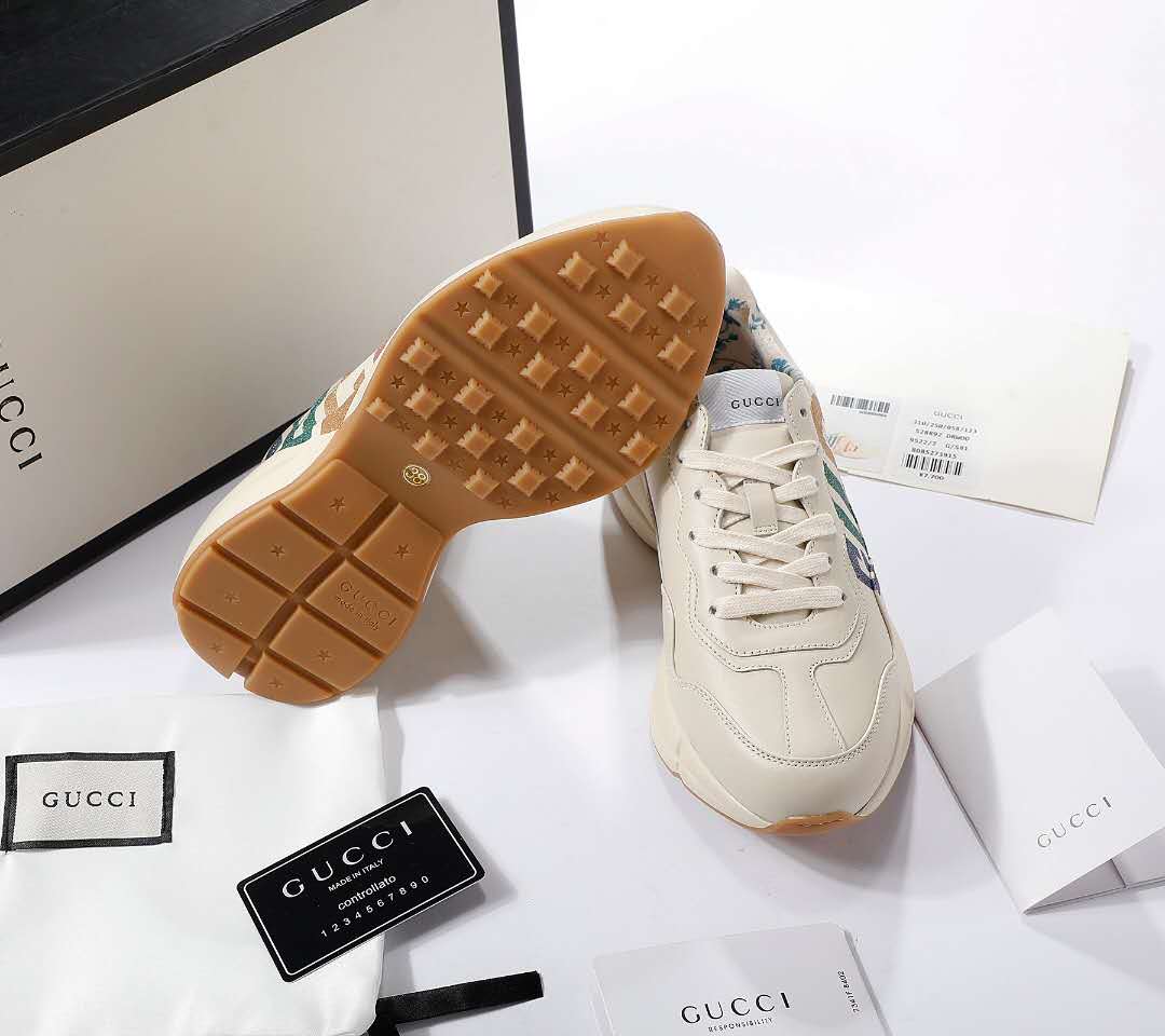 BL-GCI Rhyton Chunky logo Sneaker 047