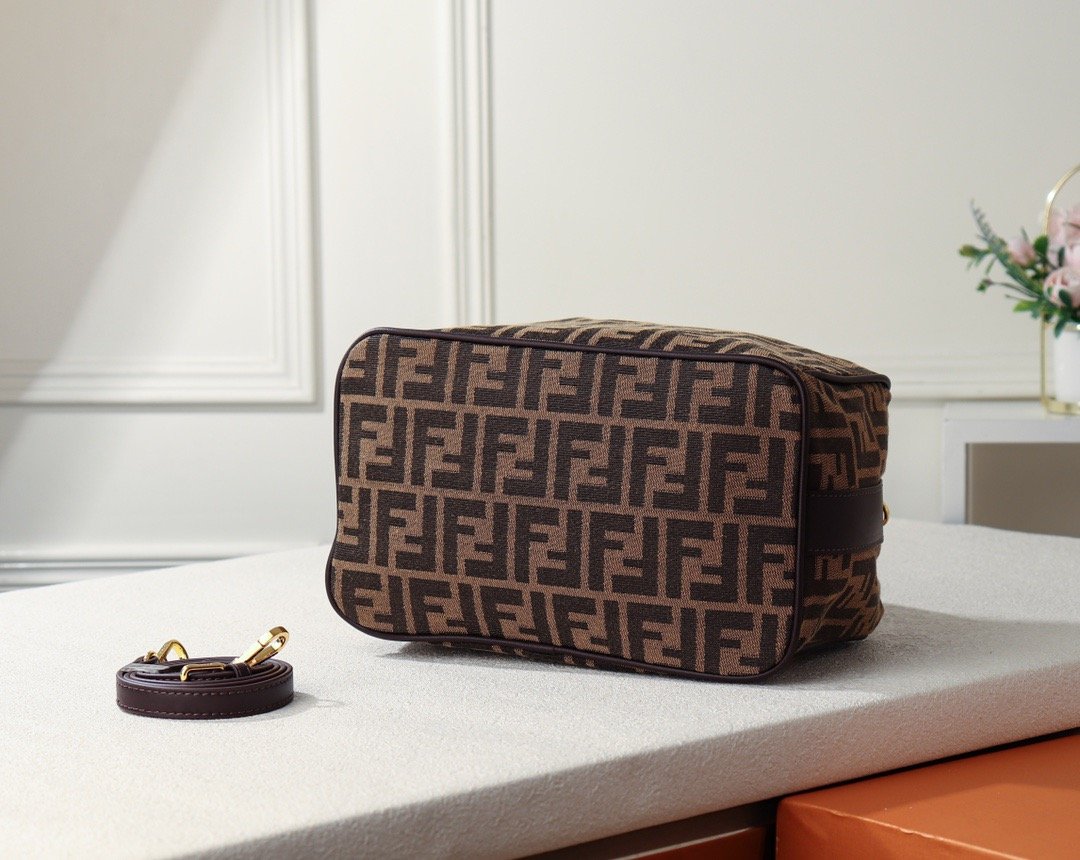 BL - High Quality Bags FEI 100