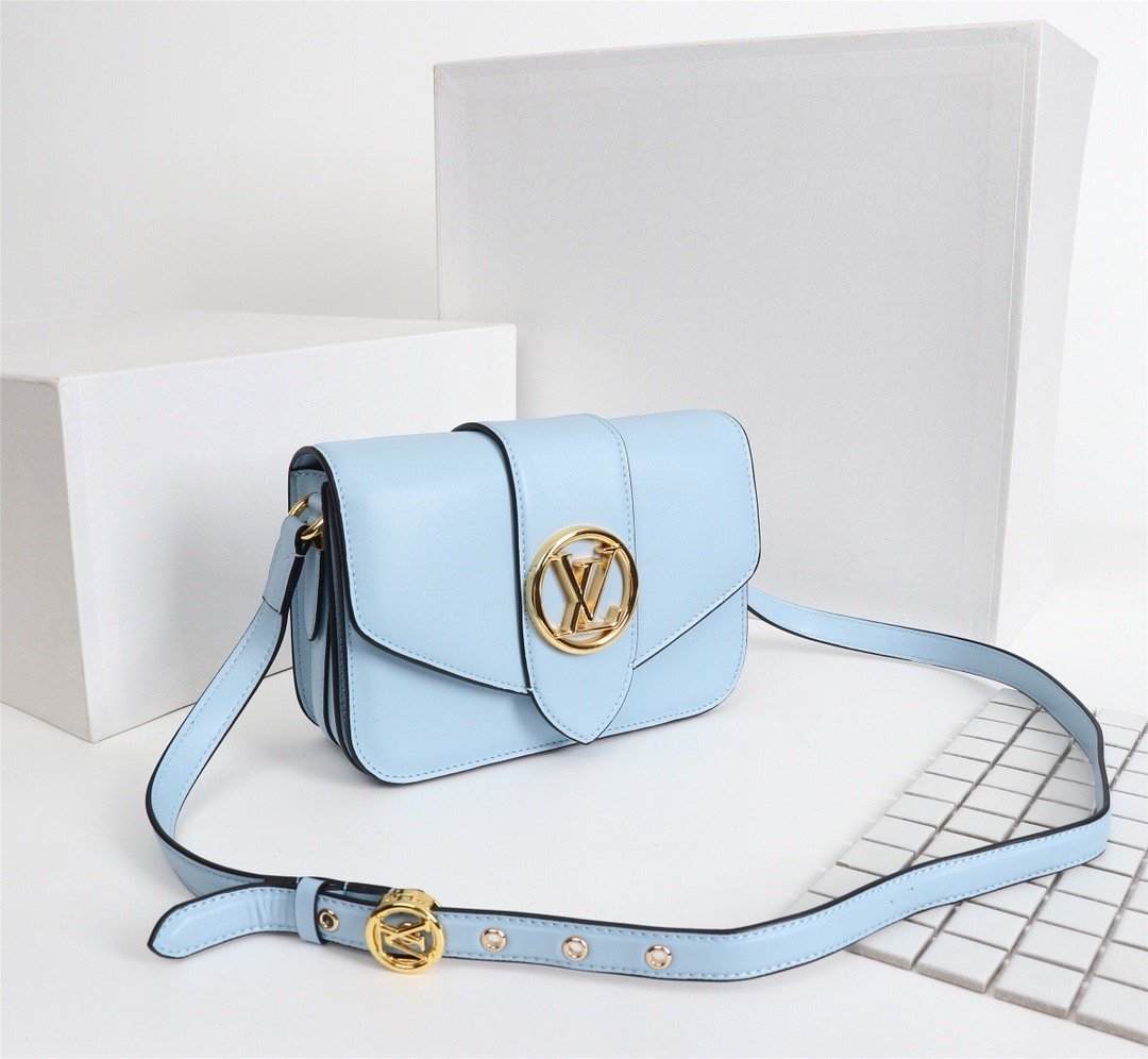 BL - High Quality Bags LUV 443