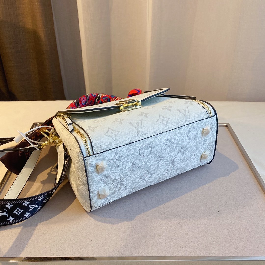 BL - High Quality Bags LUV 089