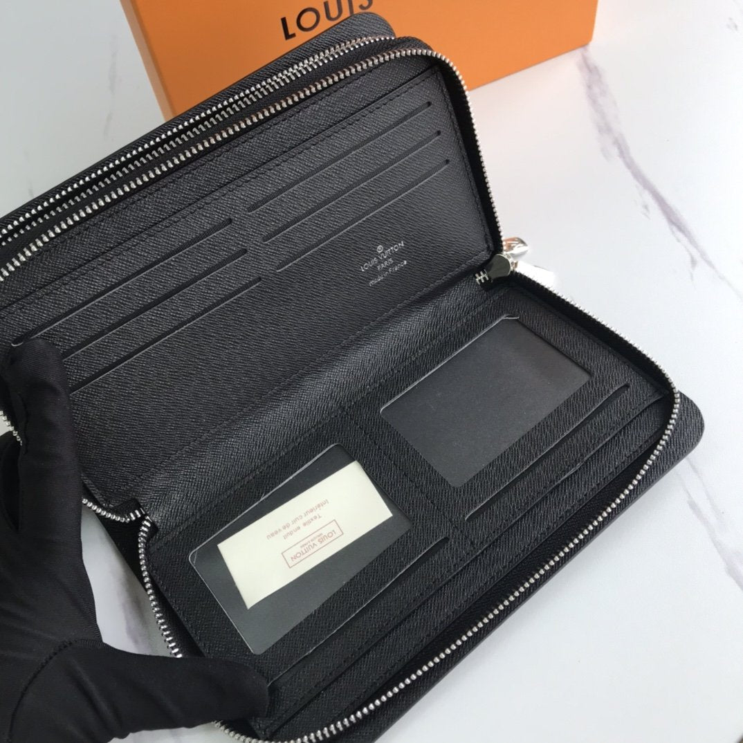 BL - High Quality Wallet LUV 054