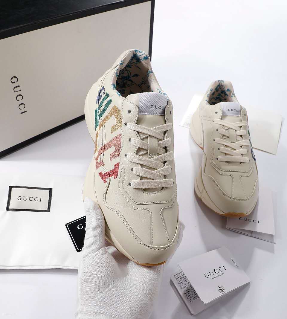 BL-GCI Rhyton Chunky logo Sneaker 047