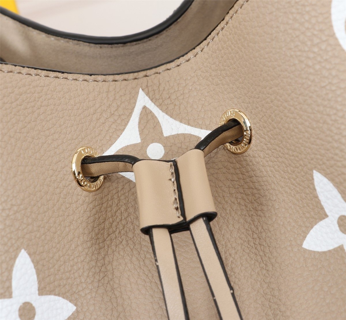 BL - High Quality Bags LUV 032