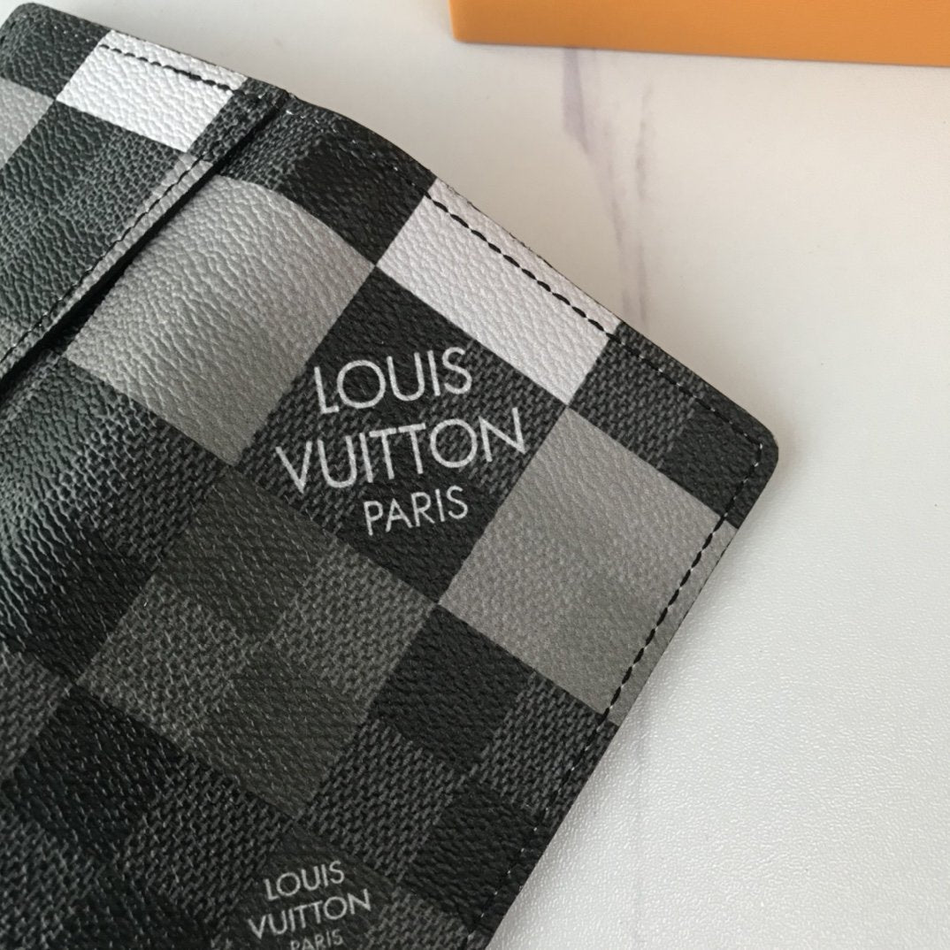 BL - High Quality Wallet LUV 042