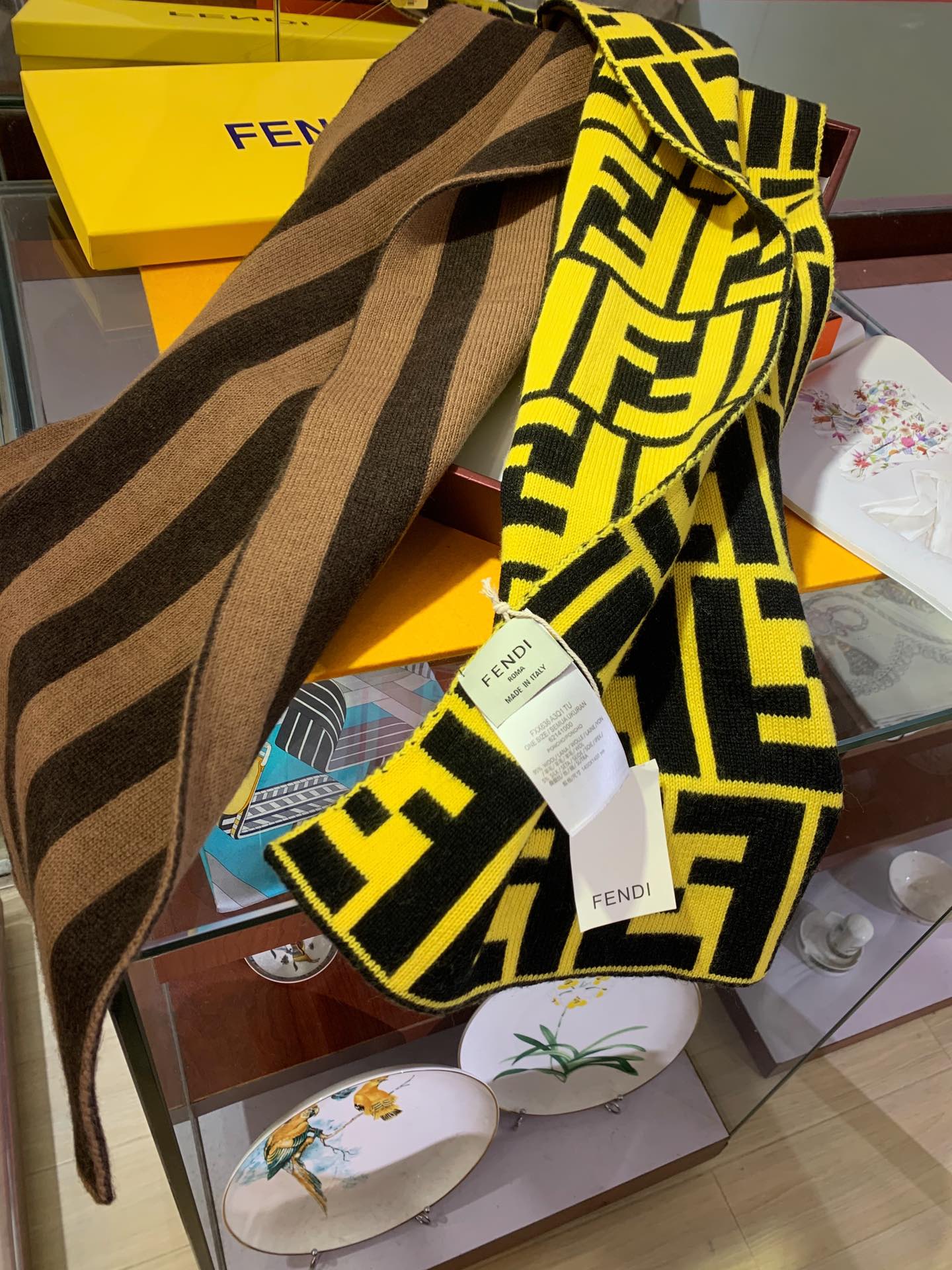 High Quality FEI Scarf 008