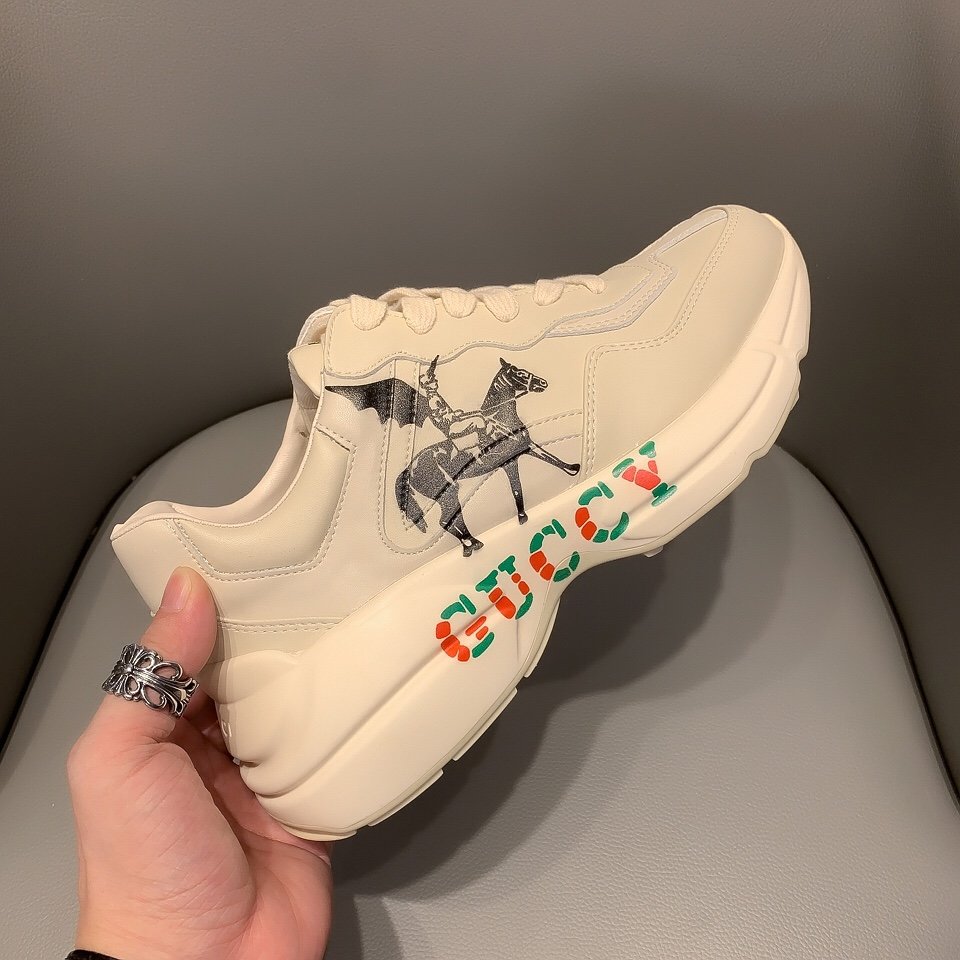 BL-GCI RHYTON SNEAKER WITH RIDE A HORSE 132