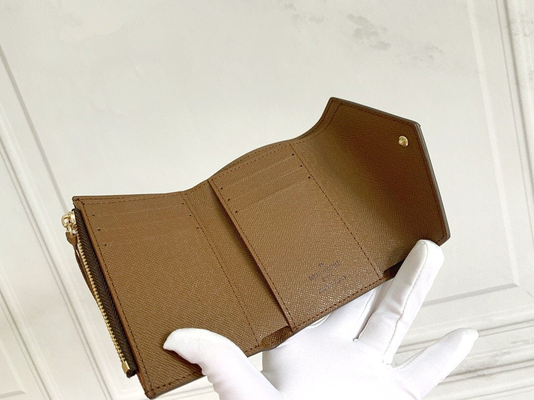 BL - High Quality Wallet LUV 114