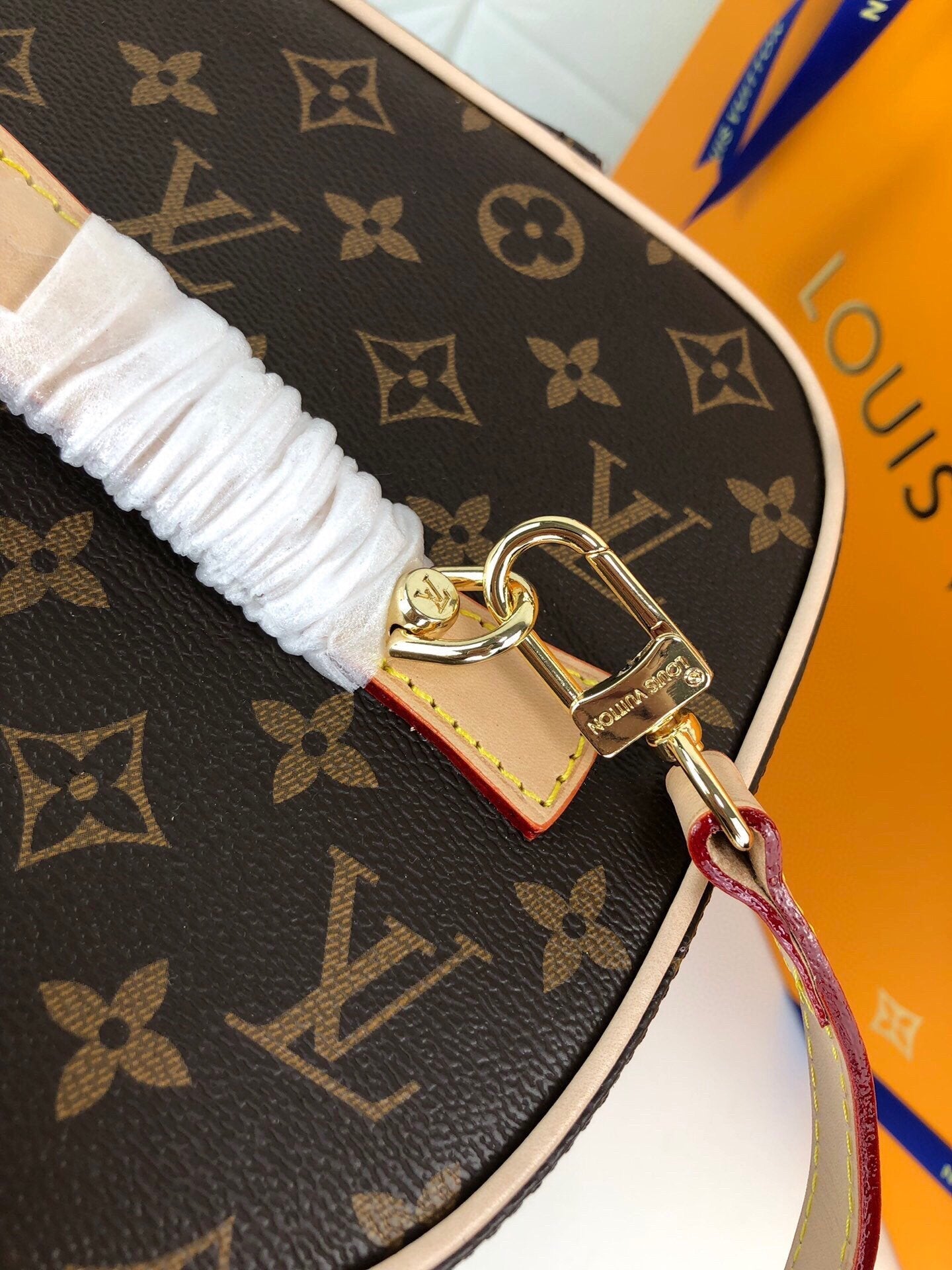 BL - High Quality Bags LUV 024
