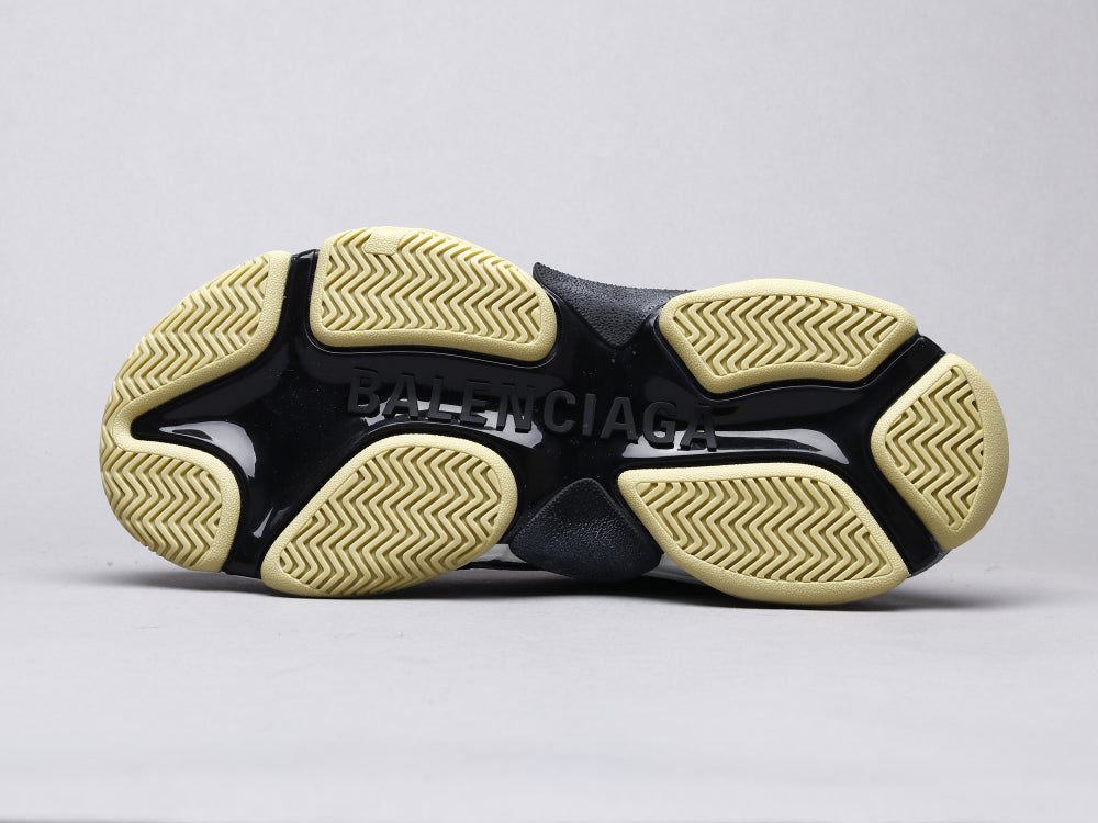 BL - Bla Triple-S Black And White Sneaker