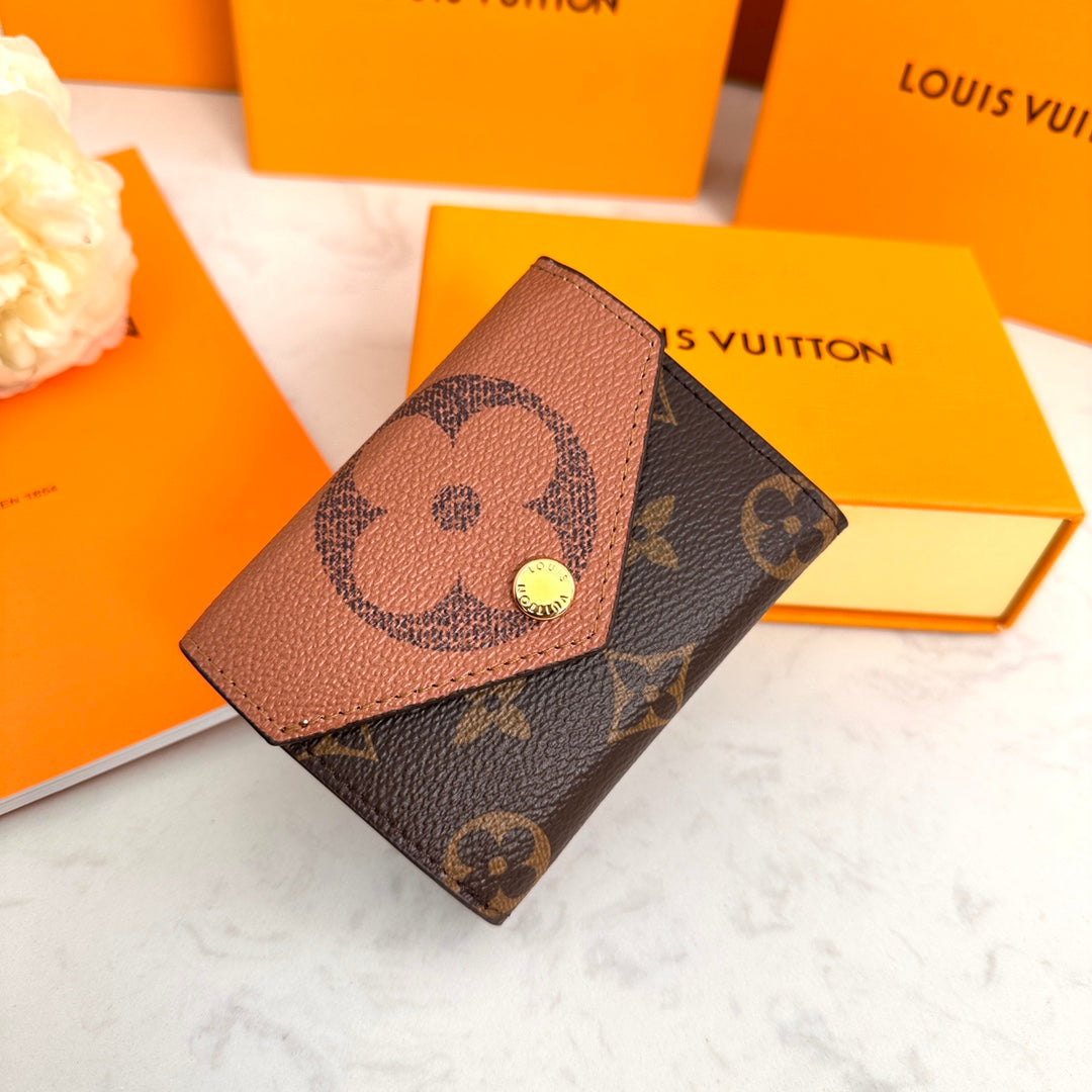 BL - High Quality Wallet LUV 137
