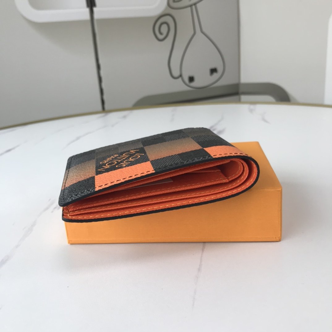 BL - High Quality Wallet LUV 044