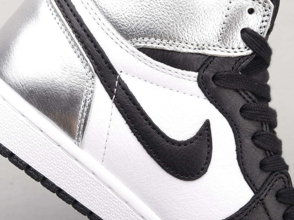 BL - AJ1 Metallic Silver