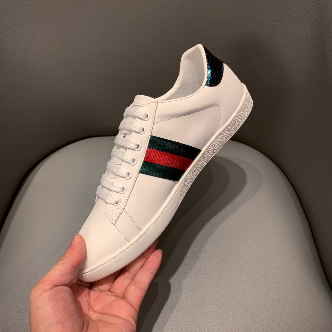 BL-GCI Ace Embroidered Love SNEAKER 122