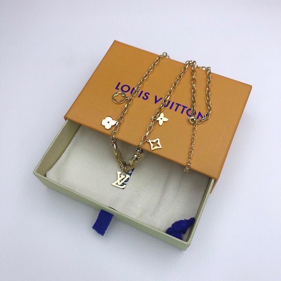 BL - High Quality Necklace LUV006