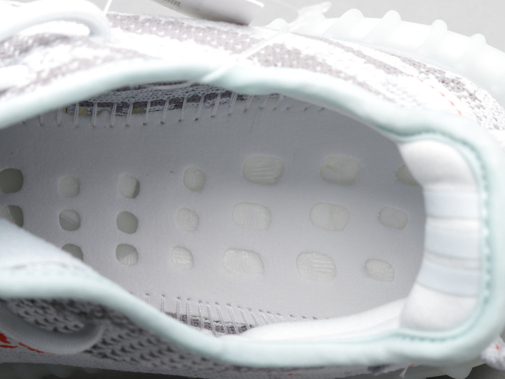 BL - Yzy 350 Combustible iBL Sneaker