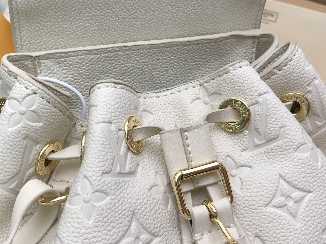 BL - High Quality Bags LUV 002