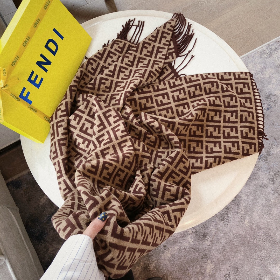 High Quality FEI Scarf 013