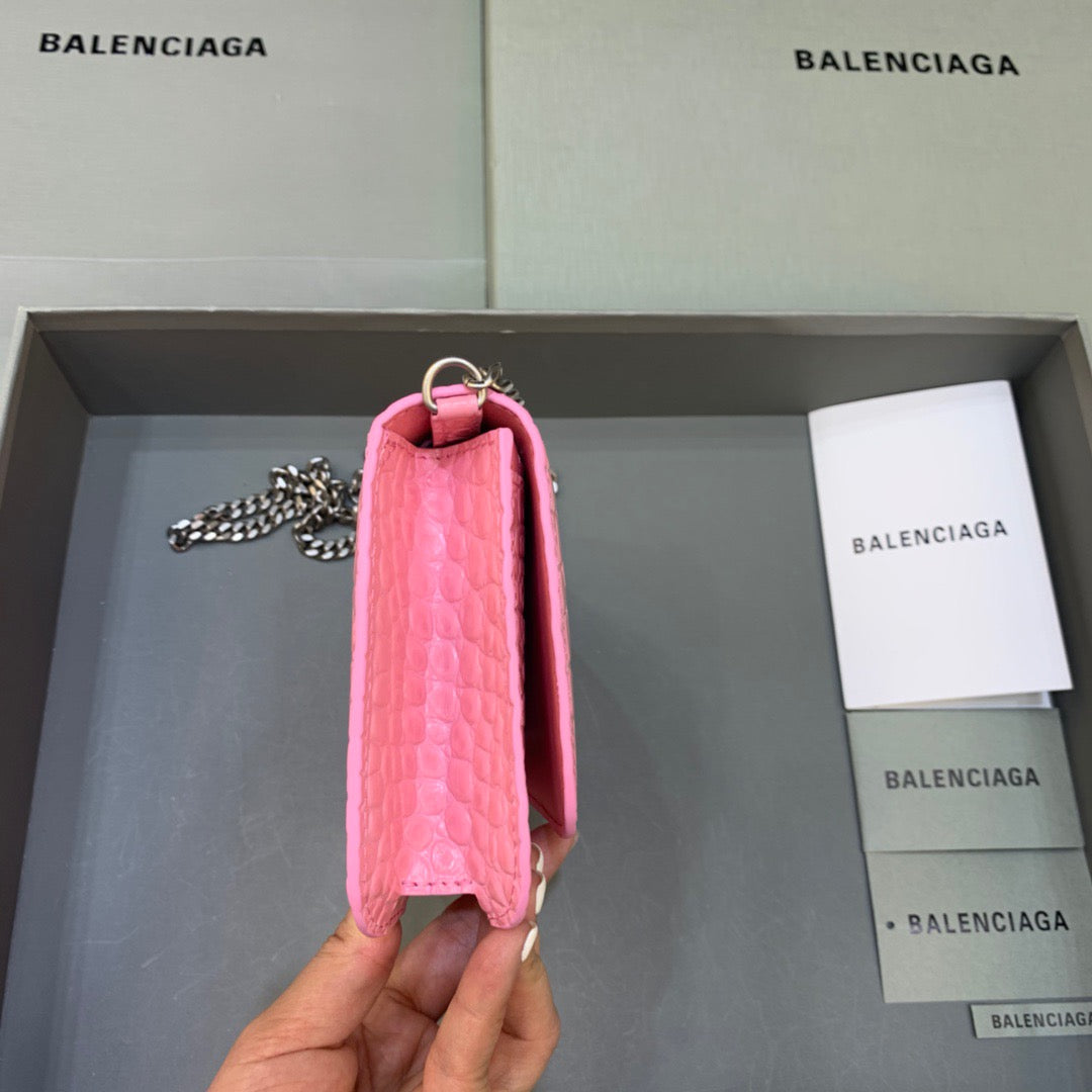 Balen Croc Embossed Patent B Bag With Chain In Pink, For Women, Bags 7.9in/20cm