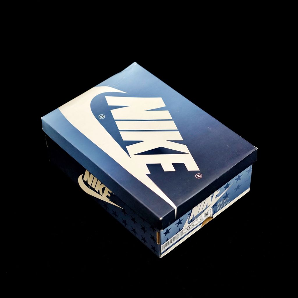 BL - AJ1 Trophy Room Son of JD