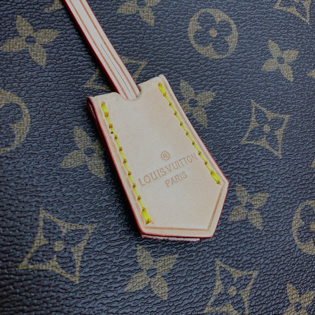 BL - High Quality Bags LUV 298