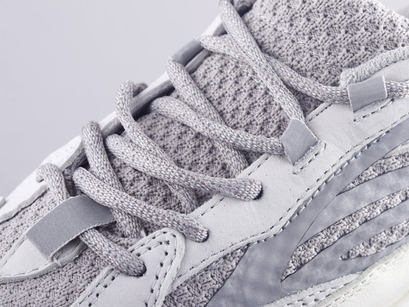 BL - Yzy 700 Static Sneaker