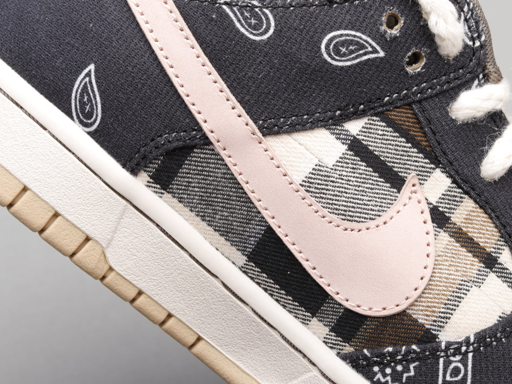 BL - Travis Scott x SB Dunk Low Cashew Blossom