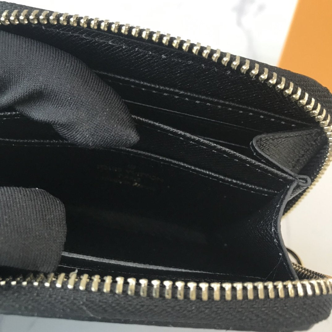 BL - High Quality Wallet LUV 030