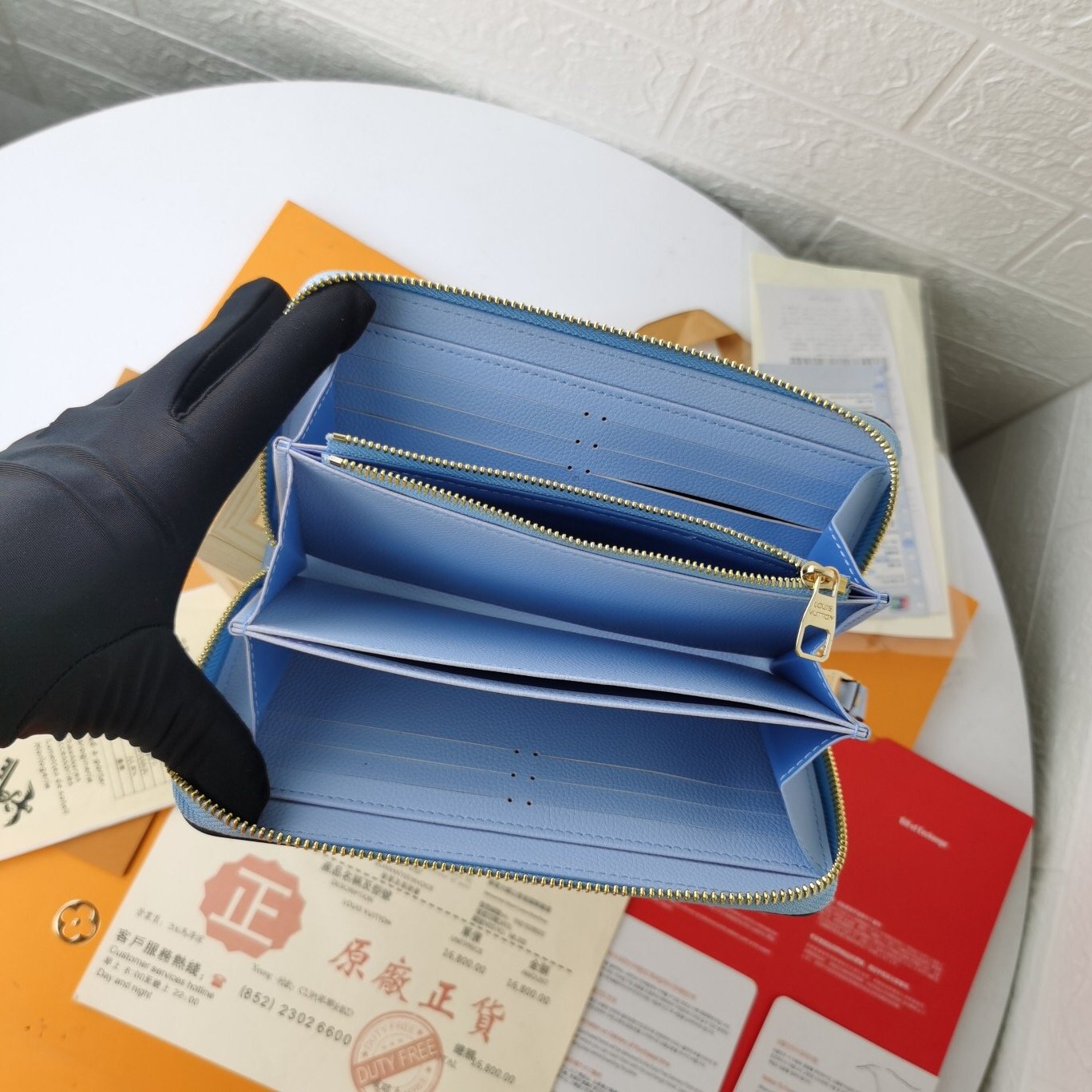 BL - High Quality Wallet LUV 109