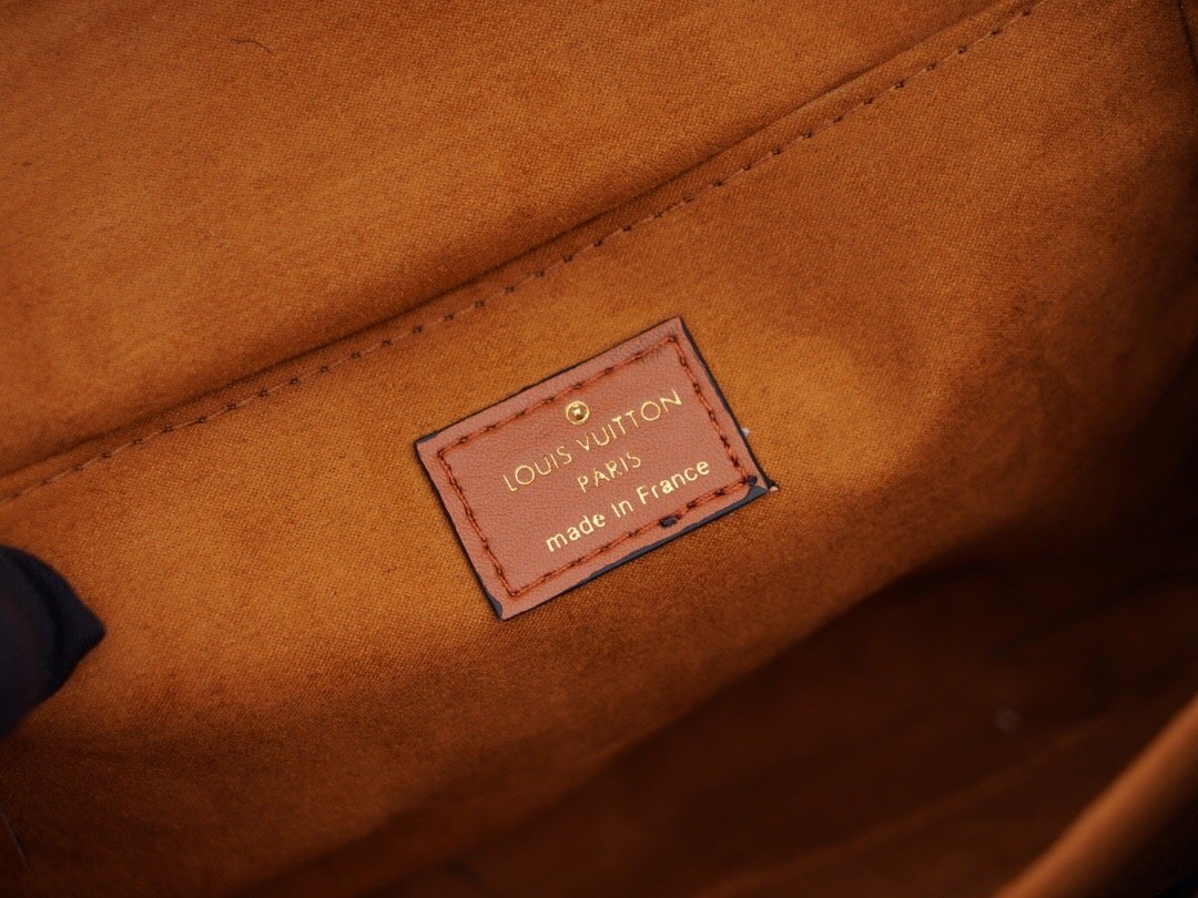 BL - High Quality Bags LUV 128