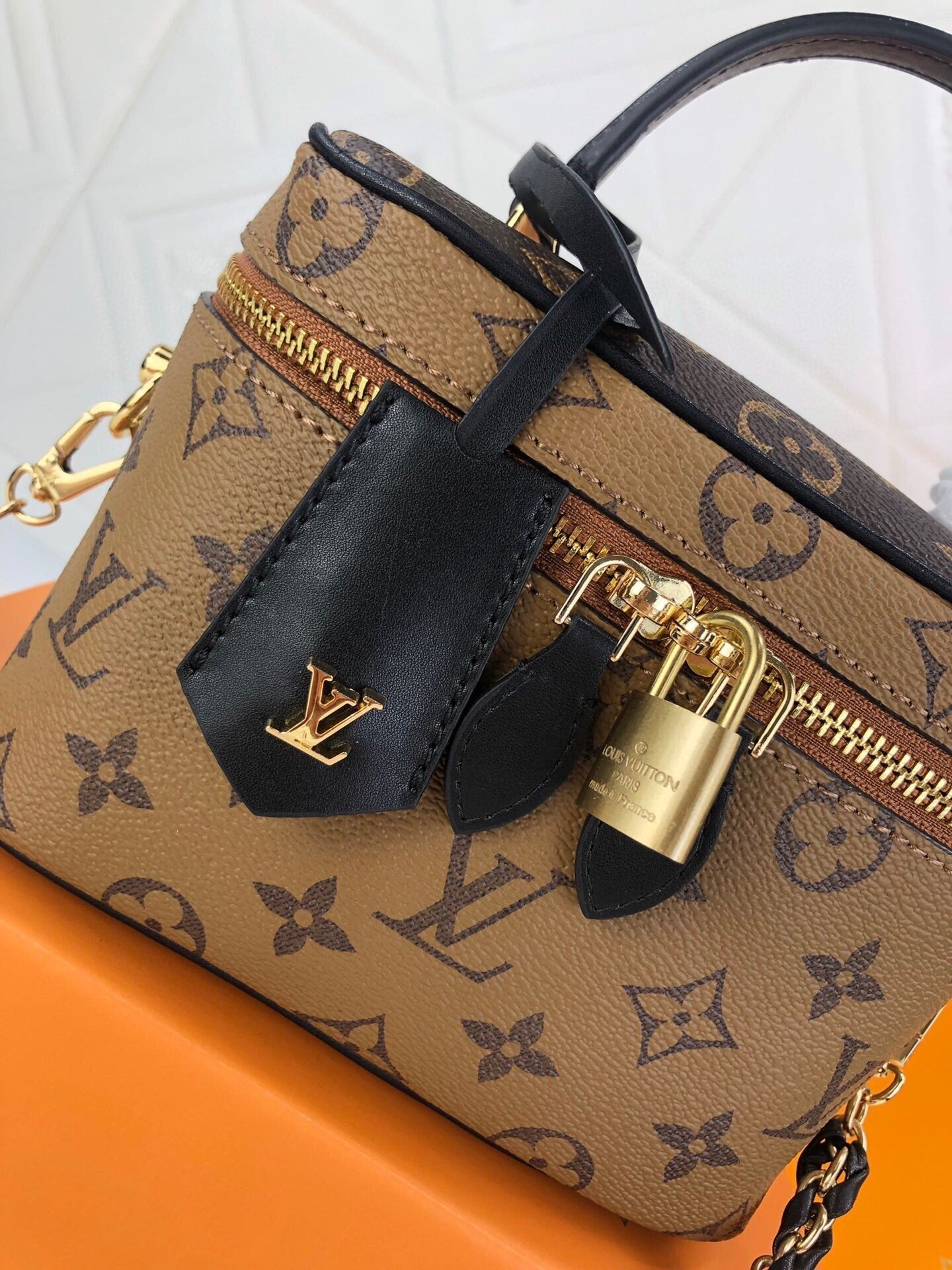 BL - High Quality Bags LUV 026