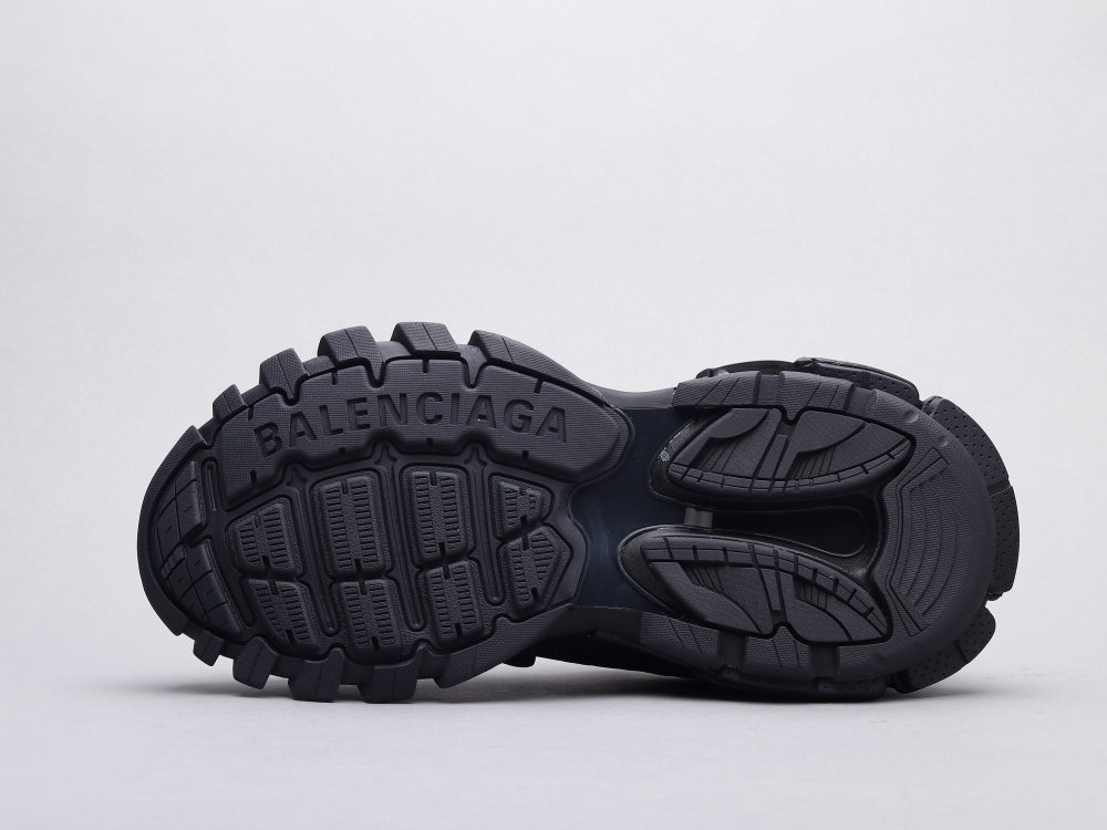 BL - Bla Track LED Black Sneaker