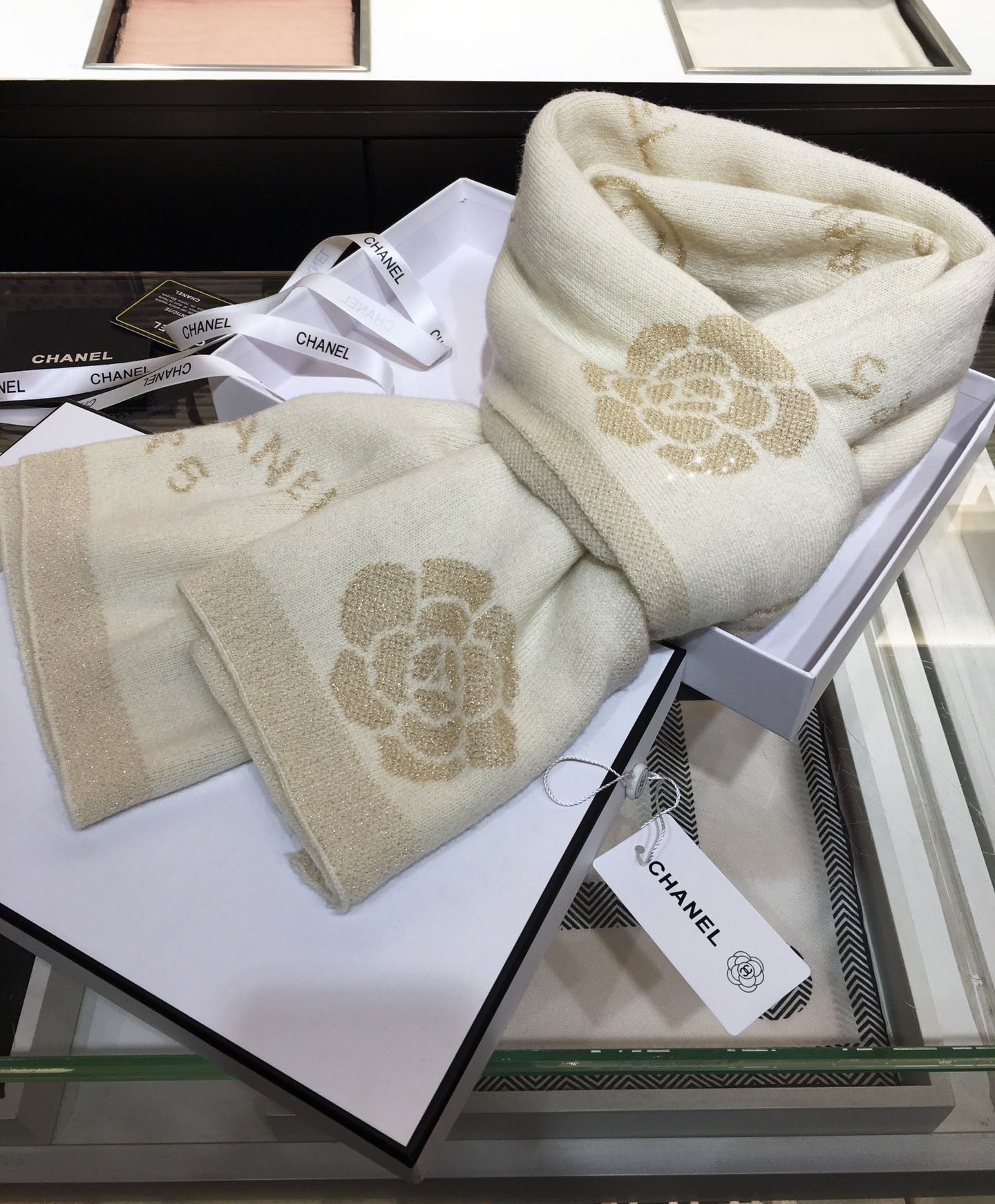 High Quality CHL Scarf 002