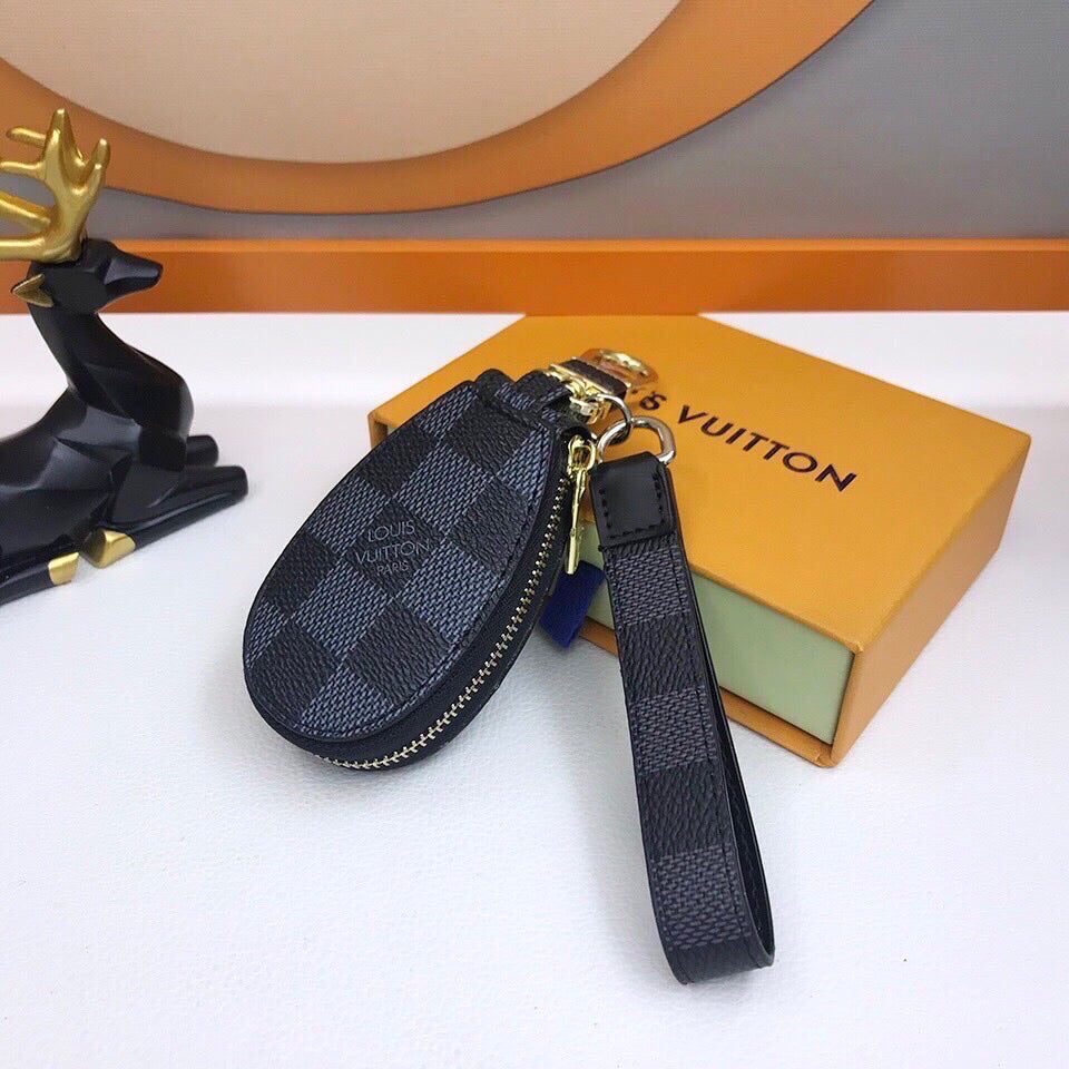 BL - High Quality Keychains LUV 026